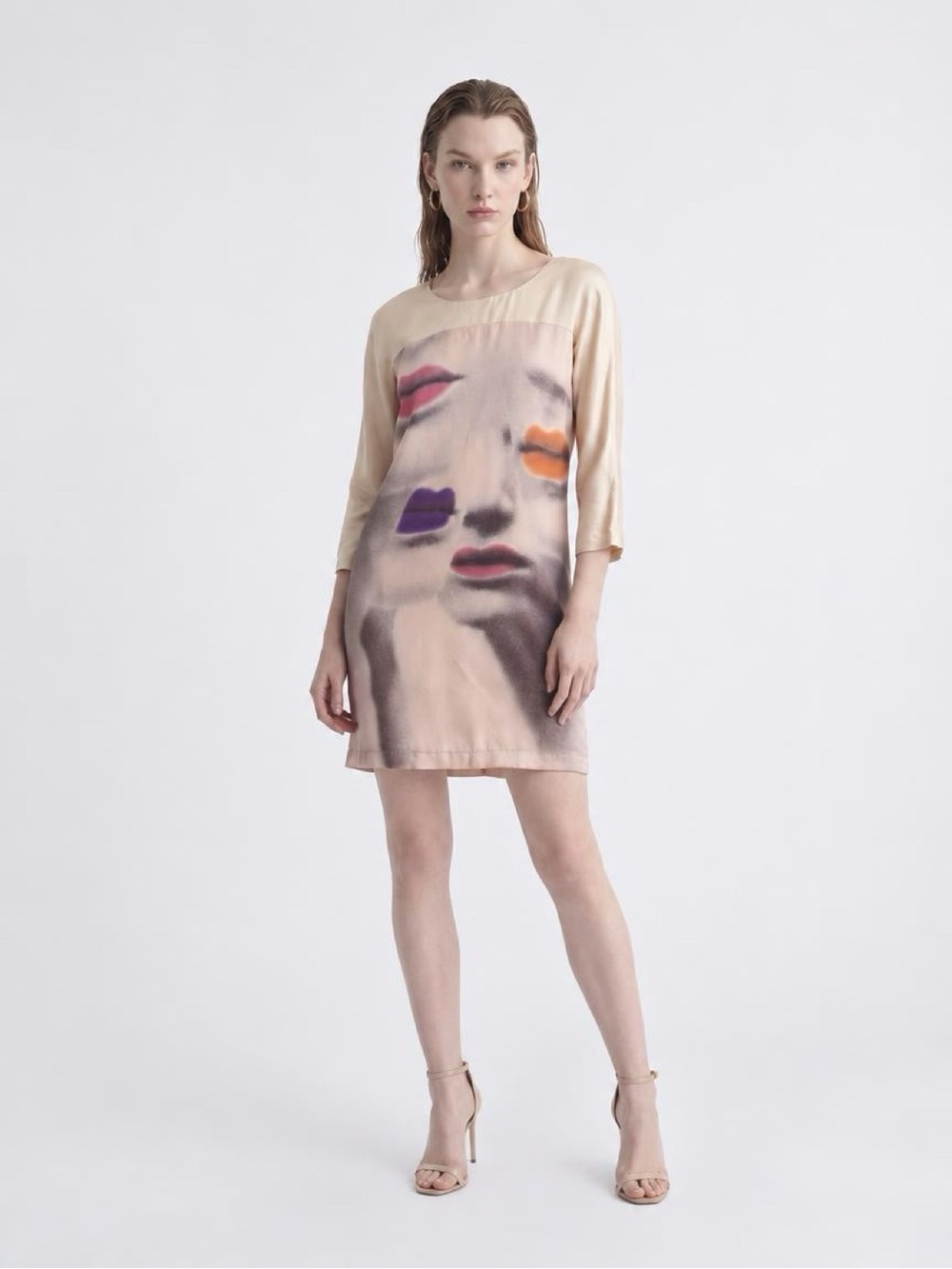 Moschino silk Art-Print Shift Dress with Colorful Accents